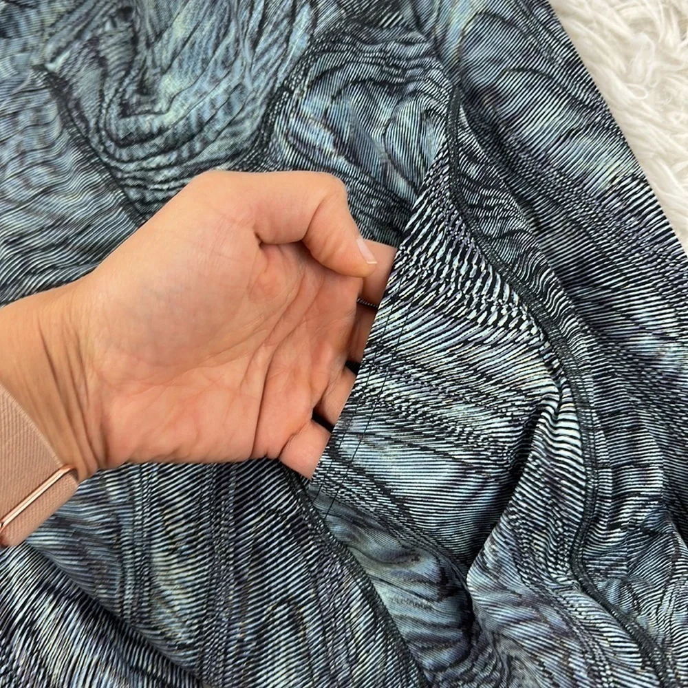 Lululemon Fast and Free Tight 25